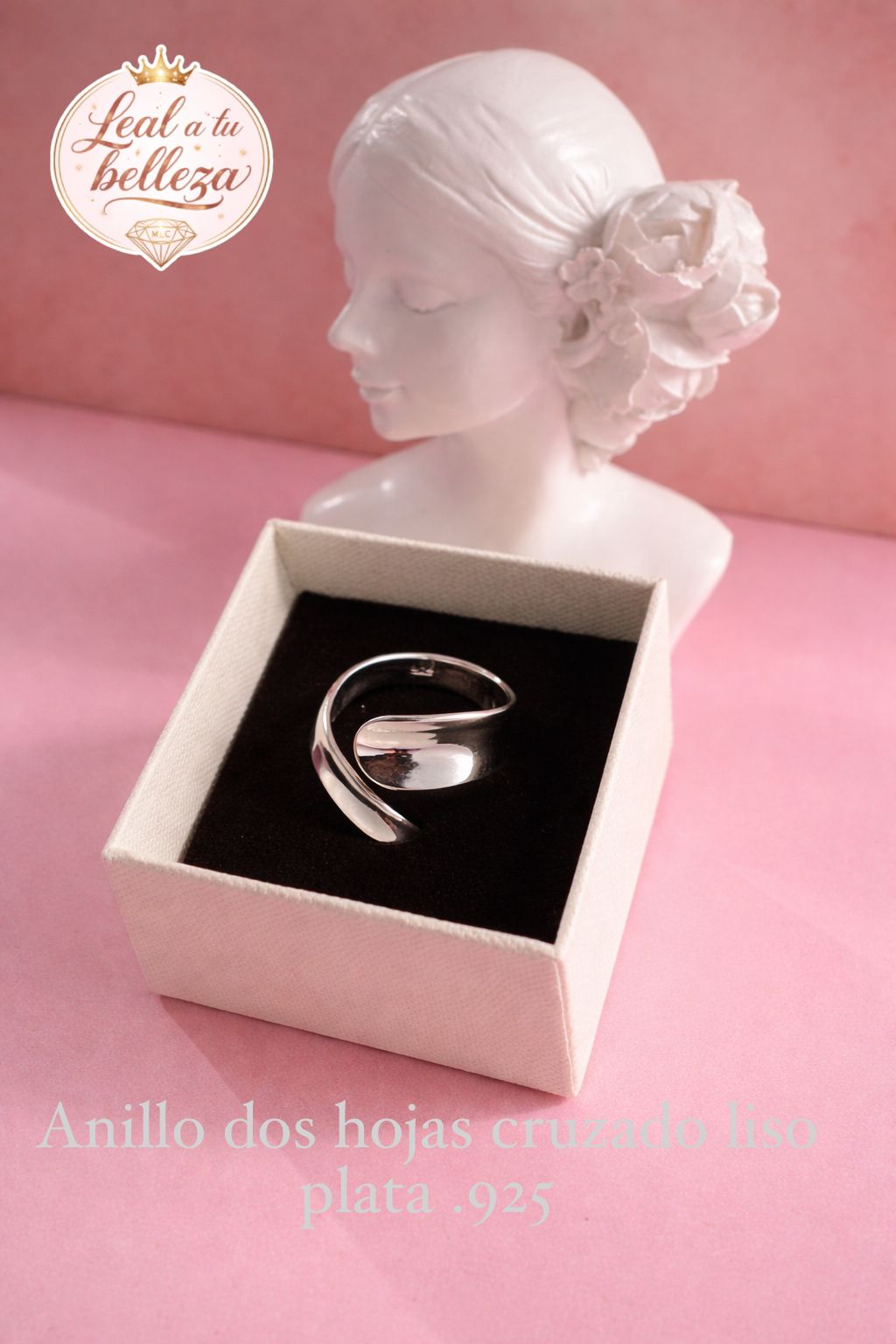 Anillo dos hojas cruzado liso