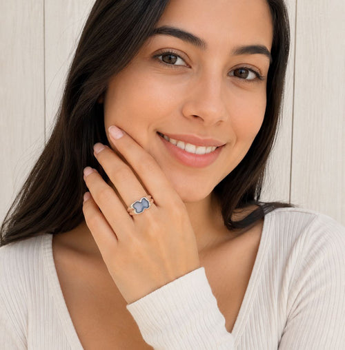 Anillo inspiracion oso 1.1 plata azul con baño de rodio