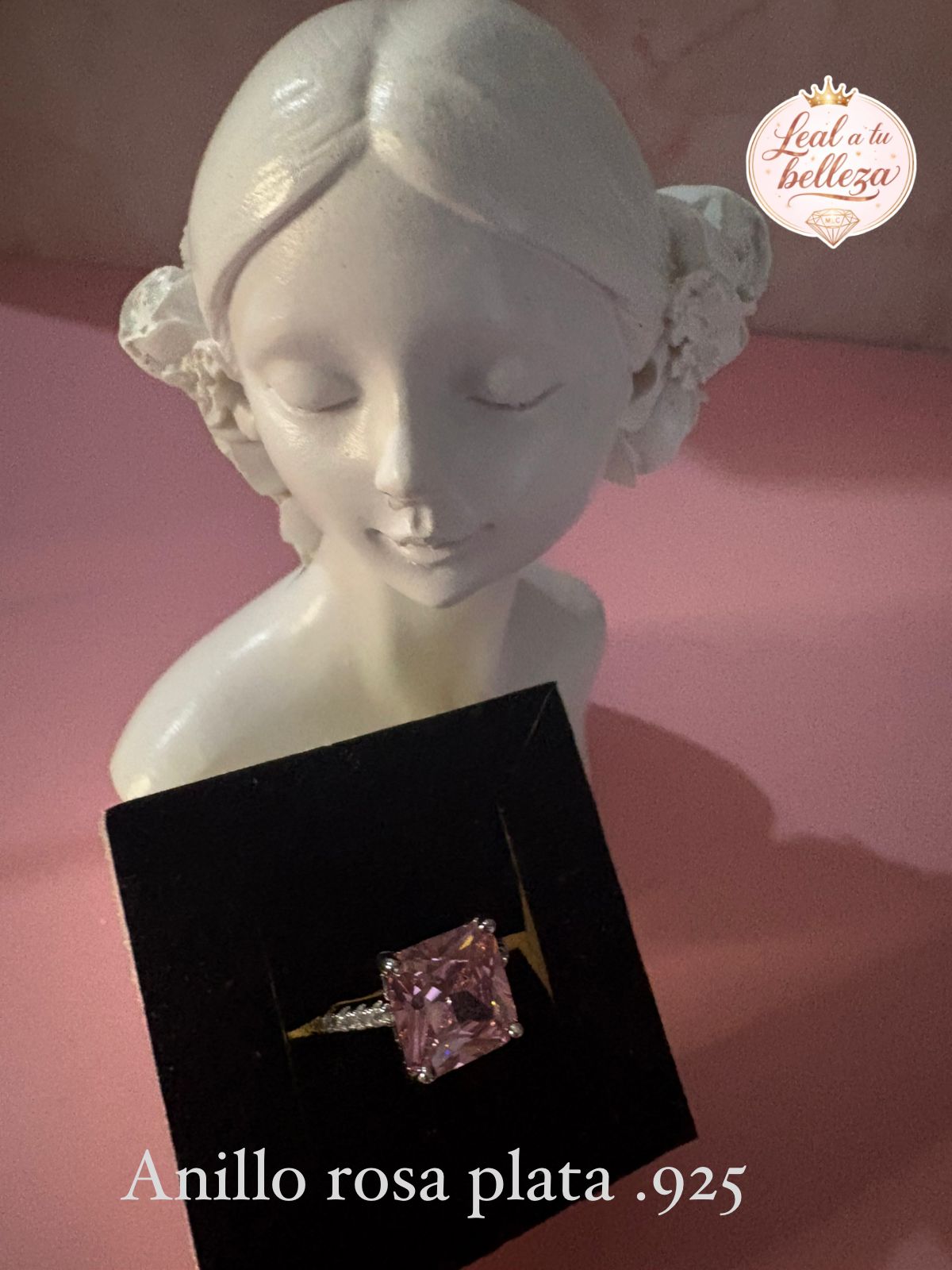 Anillo Rosa con zirconias