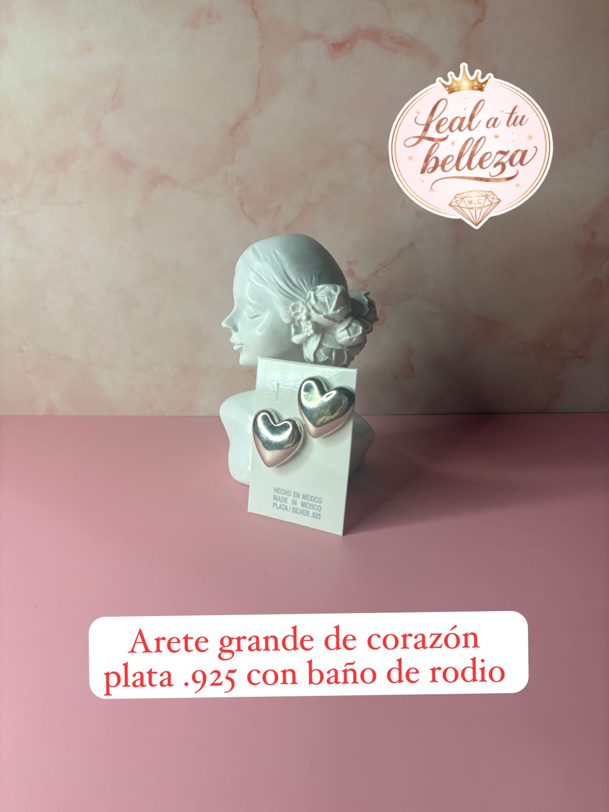Arete grande corazón liso  plata con baño de rodio
